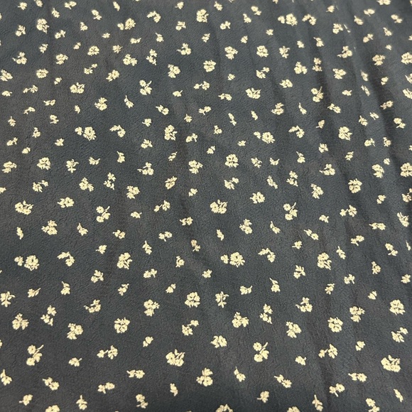 Brandy Melville Blue Floral Wrap Dress - Picture 4 of 7